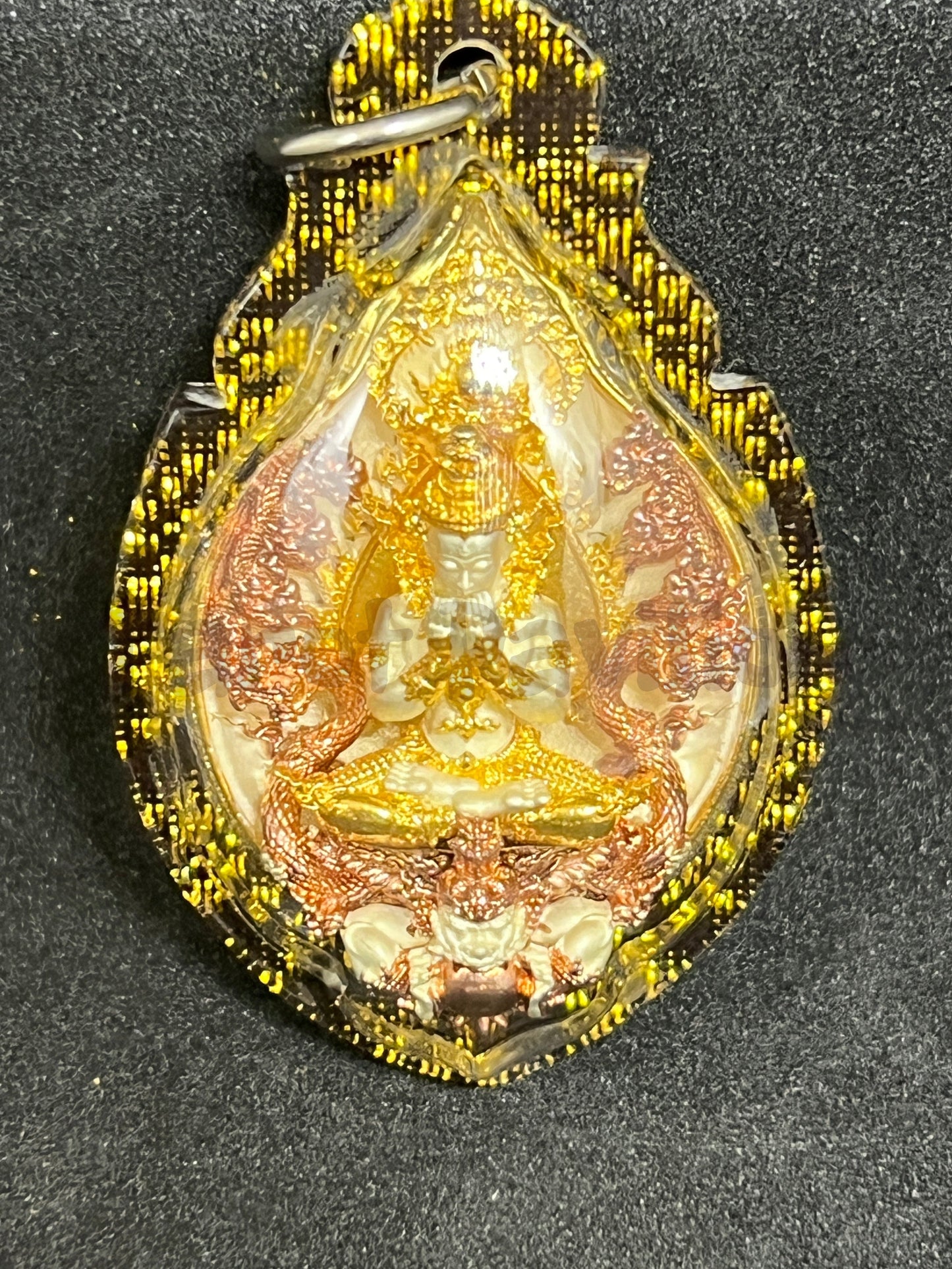 佛曆 2566 掩臉澤度金